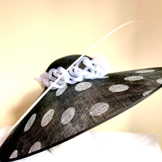 XL wide brim Hat. Black and White polka dot